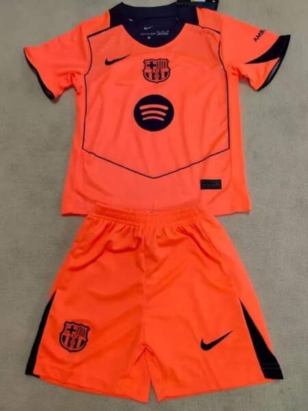 conjunto-niño-fc-barcelona-tercera-equipacion-2025-2026