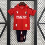conjunto-niño-osasuna-primera-equipacion-2025-2026