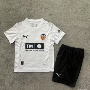 conjunto-niño-valencia-primera-equipacion-2025-2026