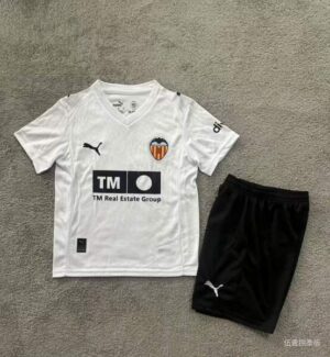 conjunto-niño-valencia-primera-equipacion-2025-2026