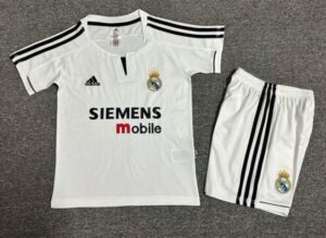 Conjunto niño Retro Real Madrid 2003-2004 primera equipacion