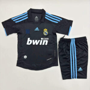 Conjunto niño Retro Real Madrid 2009-2010 segunda equipacion.