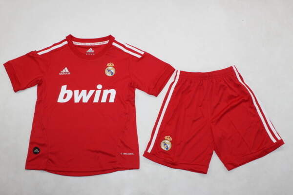 Conjunto niño Retro Real Madrid 2011-2012 tercera equipación Conjunto niño Retro Real Madrid 2011-2012 tercera equipación