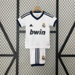 Conjunto niño Retro Real Madrid primera Equipacion 2012-2013