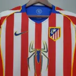 camiseta-atletico-madrid-retro-2004-2005-spiderman-pechi