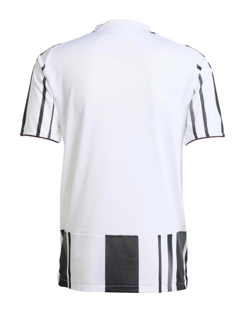 camiseta-juventus-primera-2025-parte-trasera