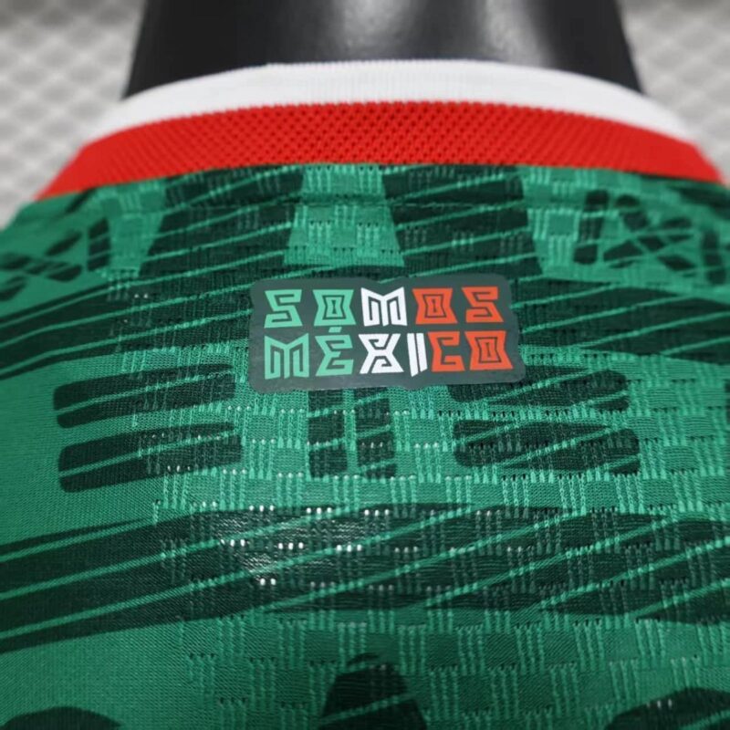 camiseta-mexico-primera-equipacion-mexico-version-jugador-2025-2026-cuello-trasero