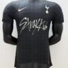 camiseta-tottenham-edicion-especial-stray-kids-2025-2026