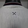 camiseta-west-ham-segunda-equipacion-version-jugador-2025-2026-cuello-trasero