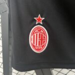 pantalon-corto-ac-milan-primera-equipacion-2025-2026-escudo