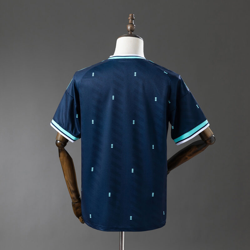 camiseta-alemania-segunda-equipacion-2025-2026-parte-trasera