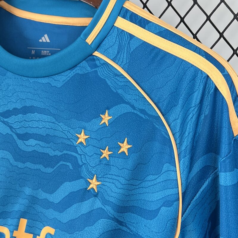 camiseta-cruzeiro-tercera-equipacion-2025-2026-escudo