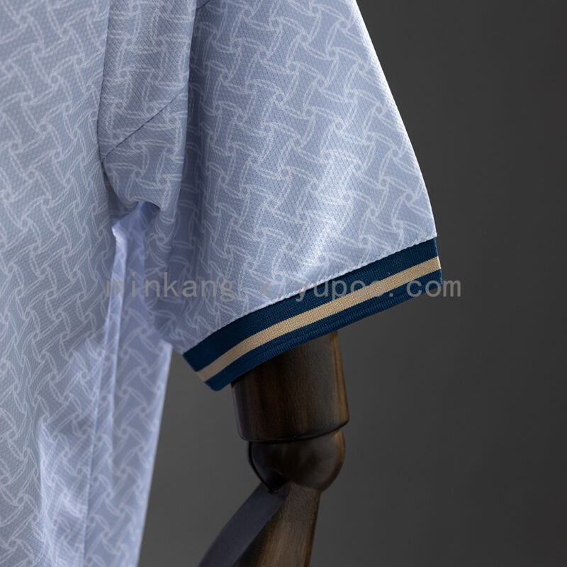 camiseta-italia-segunda-equipacion-2025-2026-puño