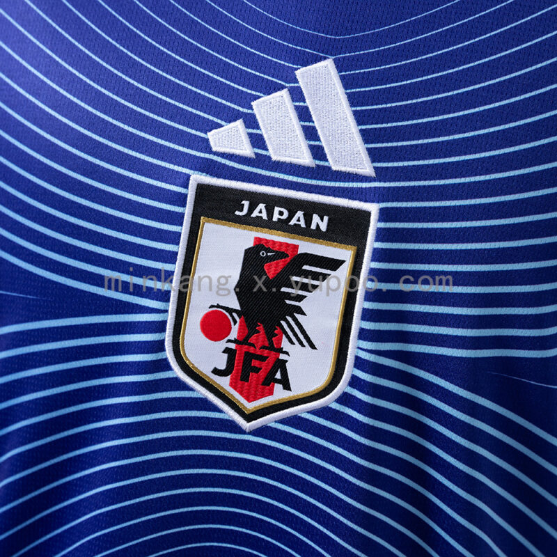camiseta-japon-primera-equipacion-2025-2026-escudo