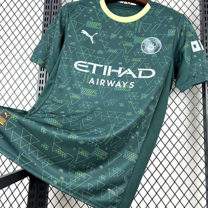 camiseta-manchester-city-cuarta-equipacion-2025-2026-1