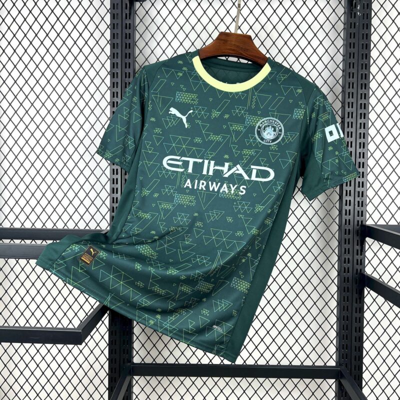 camiseta-manchester-city-cuarta-equipacion-2025-2026 camiseta-manchester-city-cuarta-equipacion-2025-2026