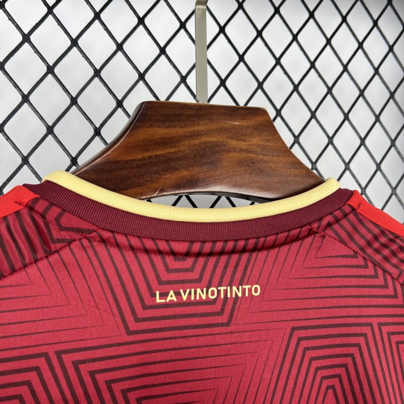 camiseta-venezuela-primera-equipacion-2026-cuello-trasero