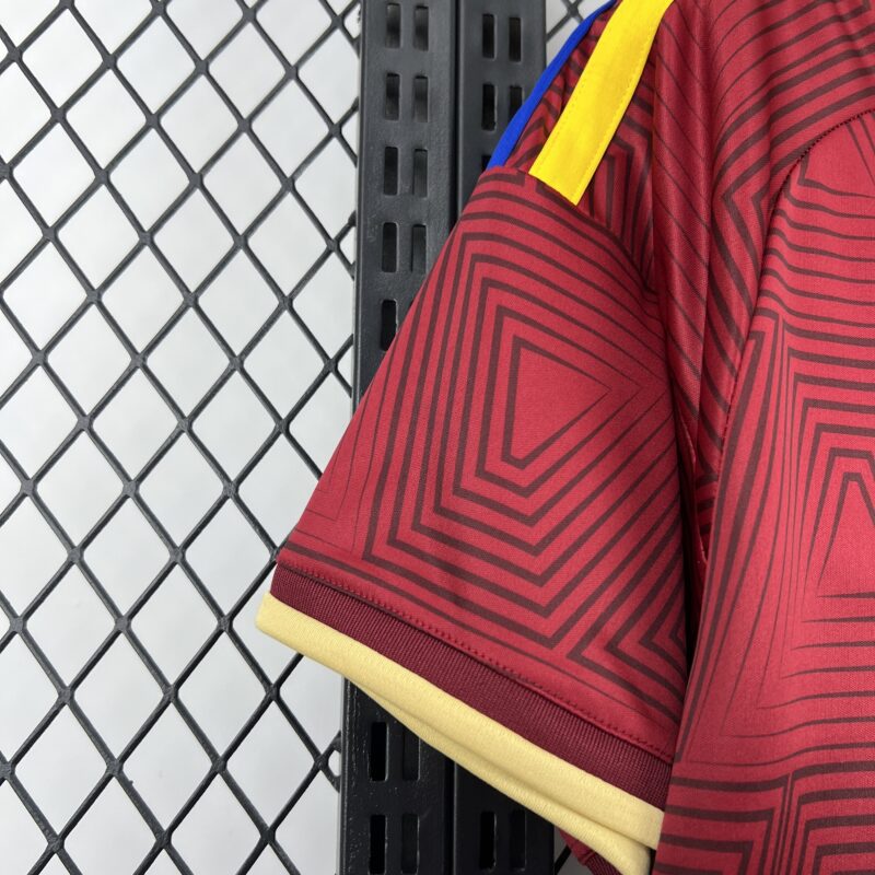 camiseta-venezuela-primera-equipacion-2026-puño