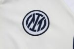 chandal-inter-milan-blanco-2025-2026-escudo