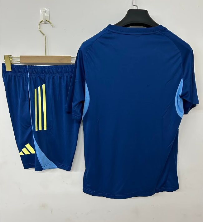 conjunto-de-entrenamiento-real-oviedo-2025-2026-parte-trasera
