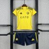 conjunto-niño-al-nassr-primera-equipacion-2025-2026