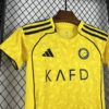 conjunto-niño-al-nassr-primera-equipacion-2025-2026-pecho