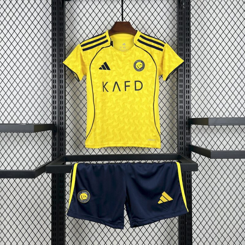 conjunto-niño-al-nassr-primera-equipacion-2025-2026