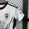 conjunto-niño-albacete-primera-equipacion-2025-2026-puño