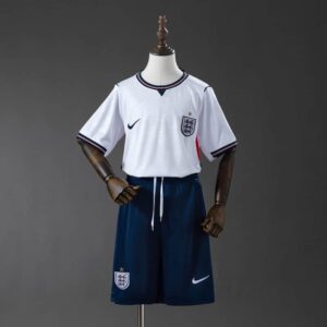 conjunto-niño-inglaterra-primera-equipacion-mundial-2026