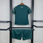 conjunto-niño-manchester-city-cuarta-equipacion-2025-2026-parte-trasera