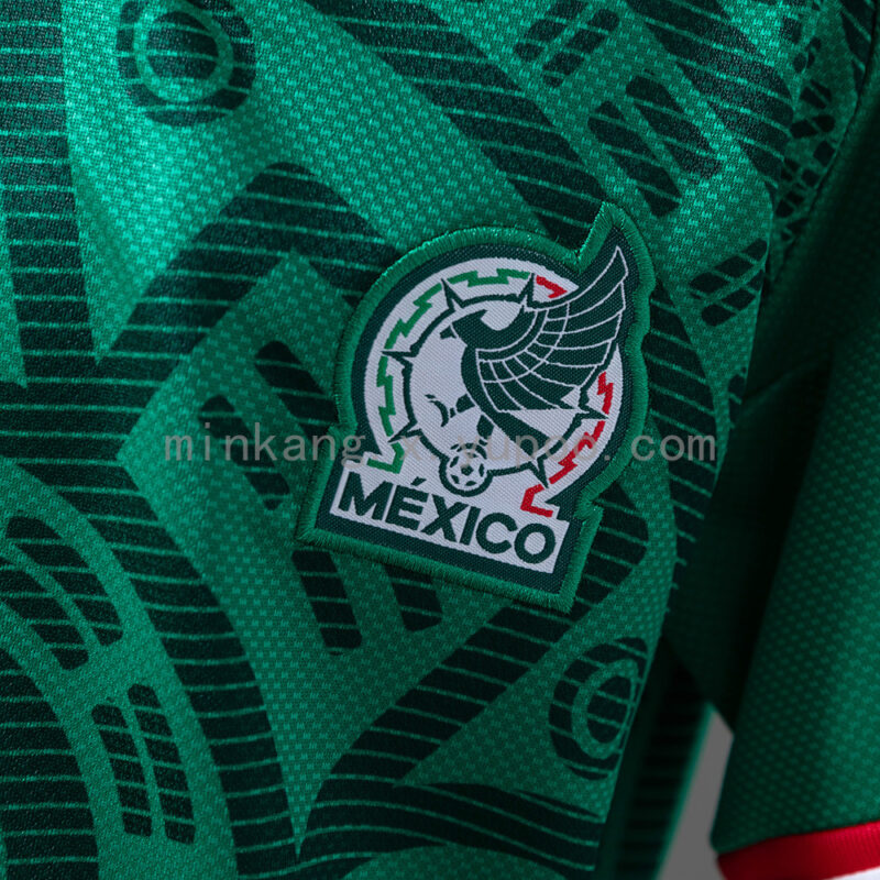 conjunto-niño-mexico-primera-equipacion-2026-escudo