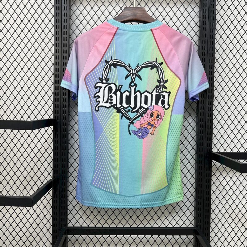 camiseta-barcelona-edicion-karol-g-celeste-2025-2026-parte-trasera
