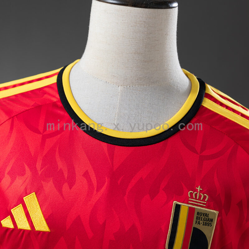 camiseta-belgica-primera-equipacion-mundial-2026-cuello