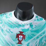 camiseta-portugal-segunda-equipacion-version-jugador-mundial-2026-cuello