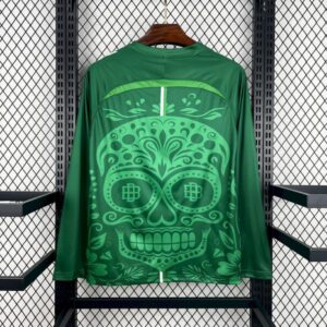 camiseta-real-betis-calentamiento-manga-larga-dia-de-muertos-parte-trasera-2025-2026