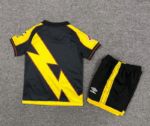 conjunto-niño-rayo-vallecano-tercera-equipacion-2025-2026-parte-trasera
