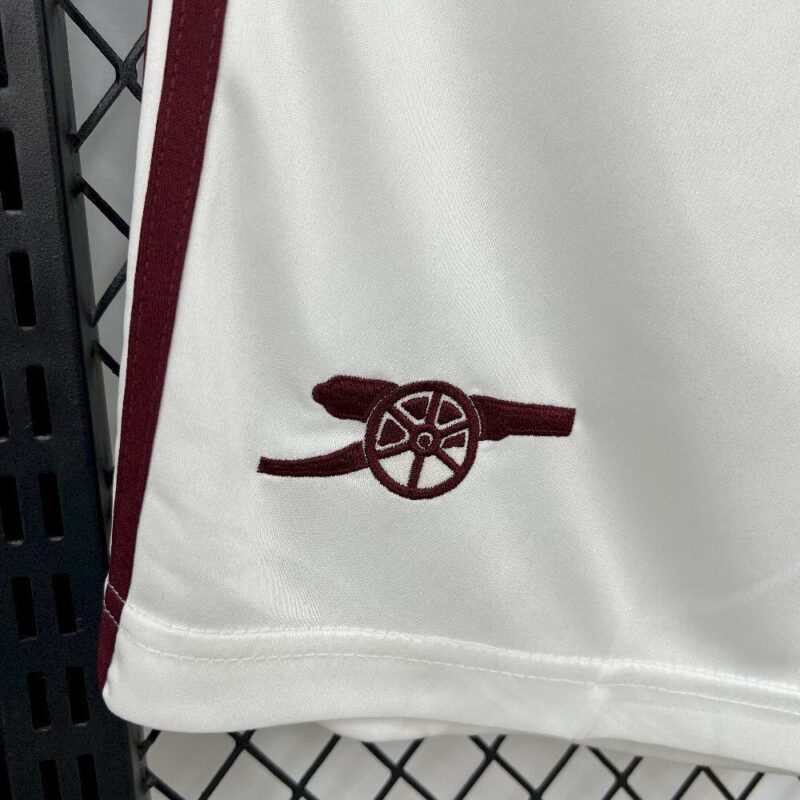 pantalon-corto-asenal-tercera-equipacion-blanco-2025-2026-escudo
