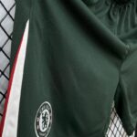 pantalon-corto-chelsea-segunda-equipacion-chelsea-2025-2026-escudo
