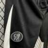 pantalon-corto-chelsea-tercera-equipacion-2025-2026-escudo
