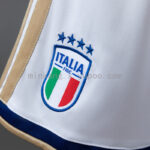 pantalon-corto-italia-primera-equipacion-mundial-2026-escudo