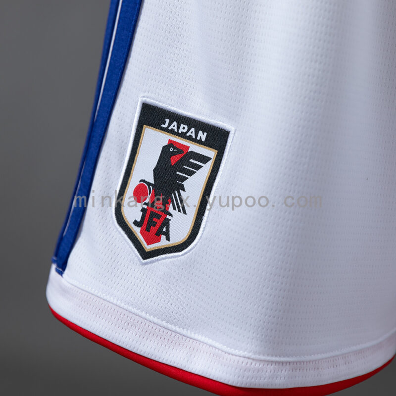 pantalon-corto-japon-primera-equipacion-mundial-2026-escudo