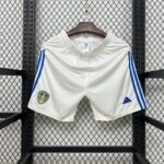 pantalon-corto-leeds-united-primera-equipacion-2025-2026