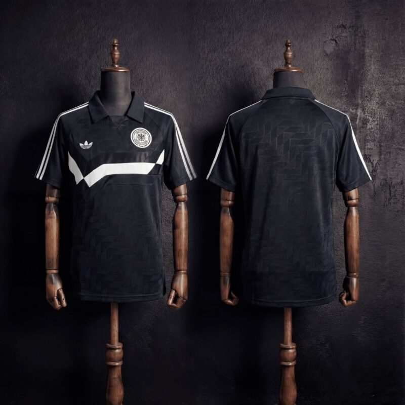 camiseta-alemania-segunda-equipacion-retro-1988-1990 camiseta-alemania-segunda-equipacion-retro-1988-1990