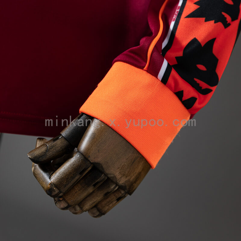 camiseta-as-roma-primera-equipacion-manga-larga-retro-1998-1999-puño
