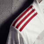 camiseta-belgica-segunda-equipacion-retro-2020-hombro