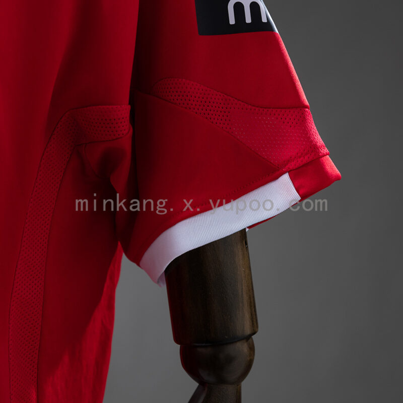 camiseta-benfica-primera-equipacion-retro-2009-2010-puño