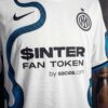 camiseta-inter-milan-retro-segunda-equipacion-2021-2022-pecho