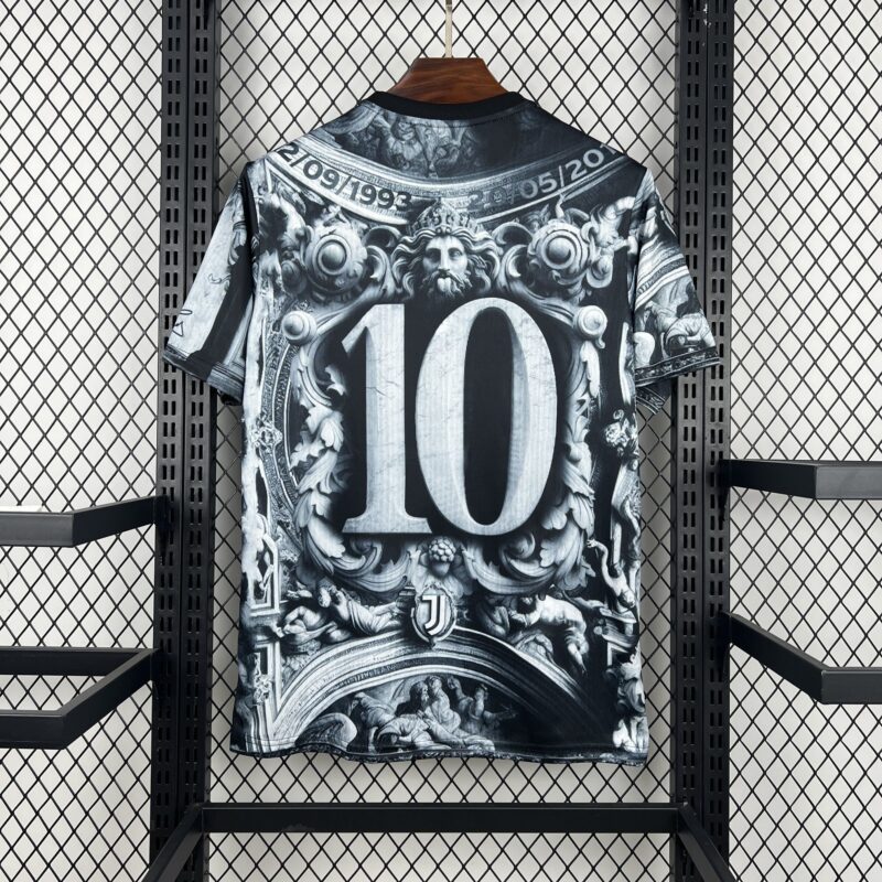 camiseta-juventus-pre-match-del-piero-2025-2026-parte-trasera