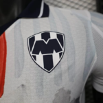 camiseta-monterrey-version-jugador-edicion-especial-mundial-2026-escudo