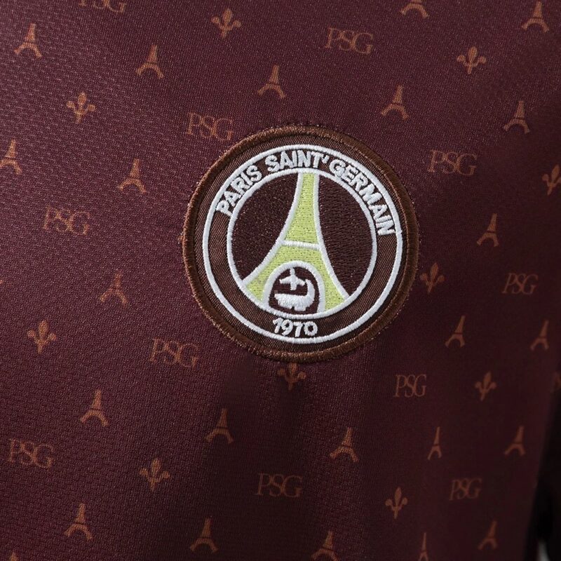 camiseta-psg-retro-segunda-equipacion-2006-2007-escudo